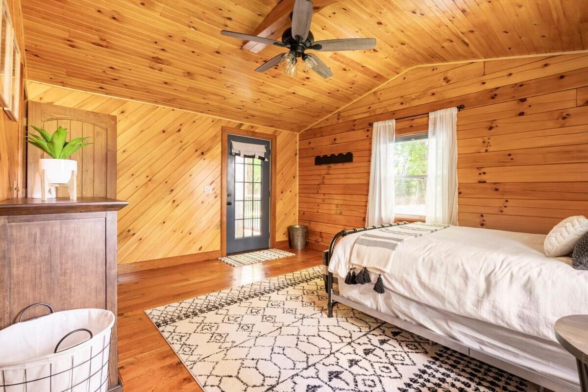 Secluded Wooded Cabin Near The Hocking Hills New Straitsville Ngoại thất bức ảnh