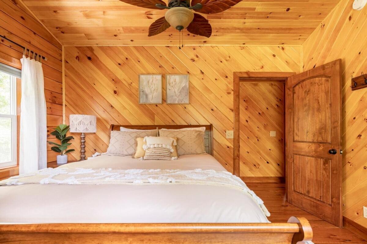 Secluded Wooded Cabin Near The Hocking Hills New Straitsville Ngoại thất bức ảnh