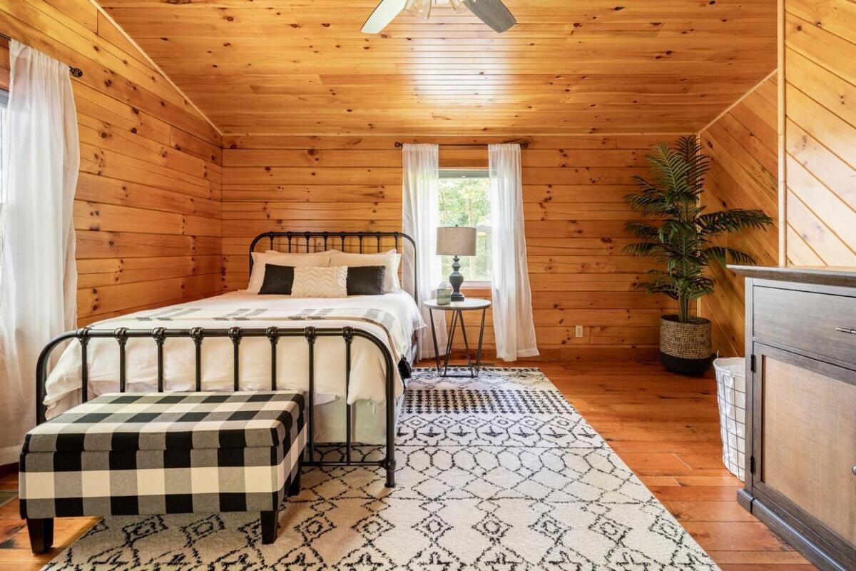Secluded Wooded Cabin Near The Hocking Hills New Straitsville Ngoại thất bức ảnh